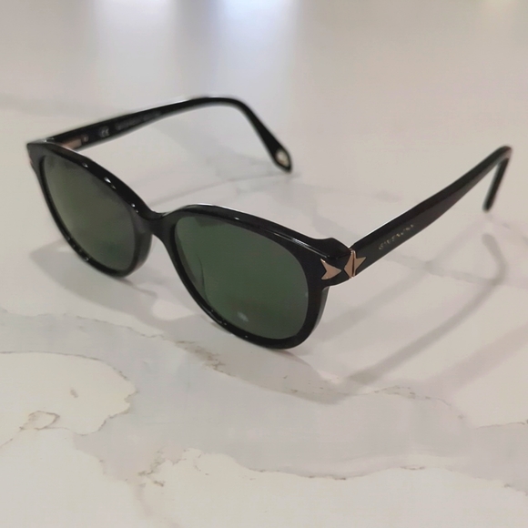 GIVENCHY Prescription Glasses - Picture 3 of 10